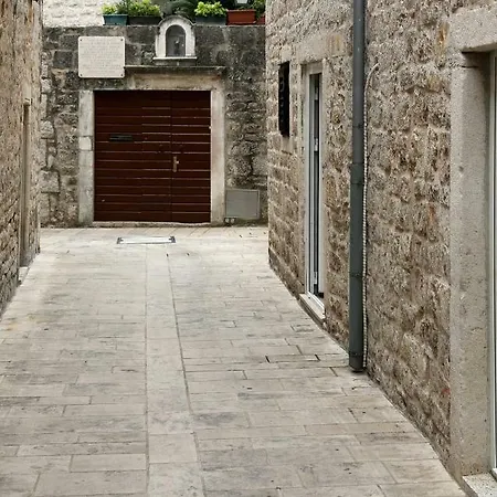 Daire Grgicevic Jelsa (Hvar)