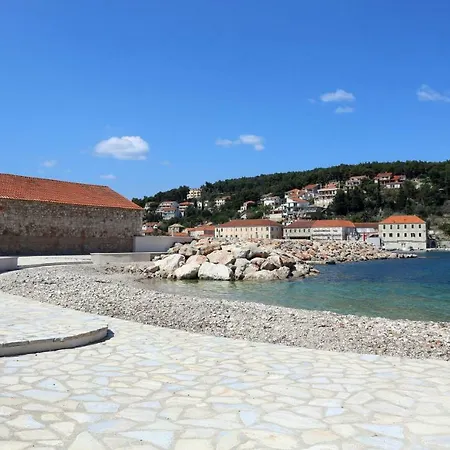 Grgicevic Daire Jelsa (Hvar)