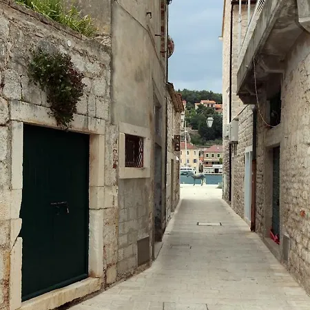 Grgicevic Jelsa (Hvar)